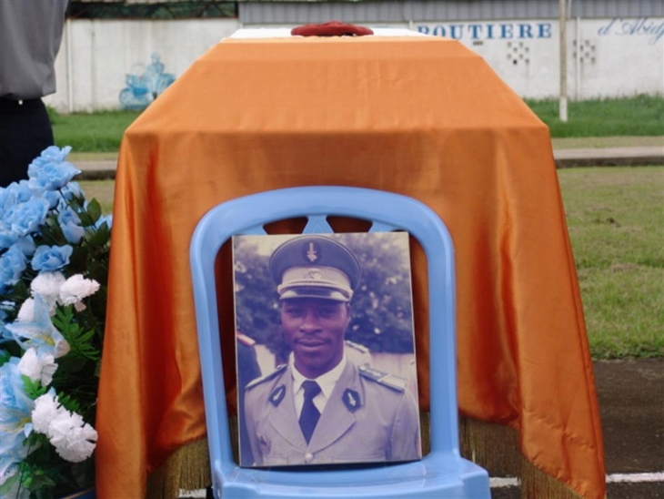 Agban / Hommage de la gendarmerie nationale au lieutenant Yapi   Saturnin Désiré